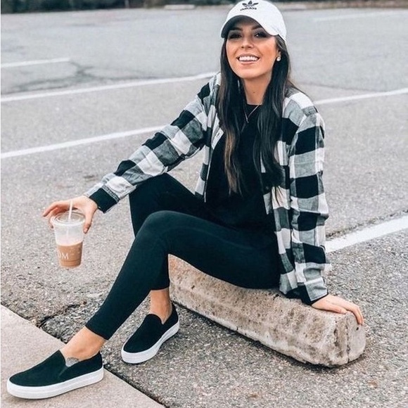Old Navy Tops - 5 FOR $25 | Old Navy The Classic Button Down Shirt Buffalo Check White Black S